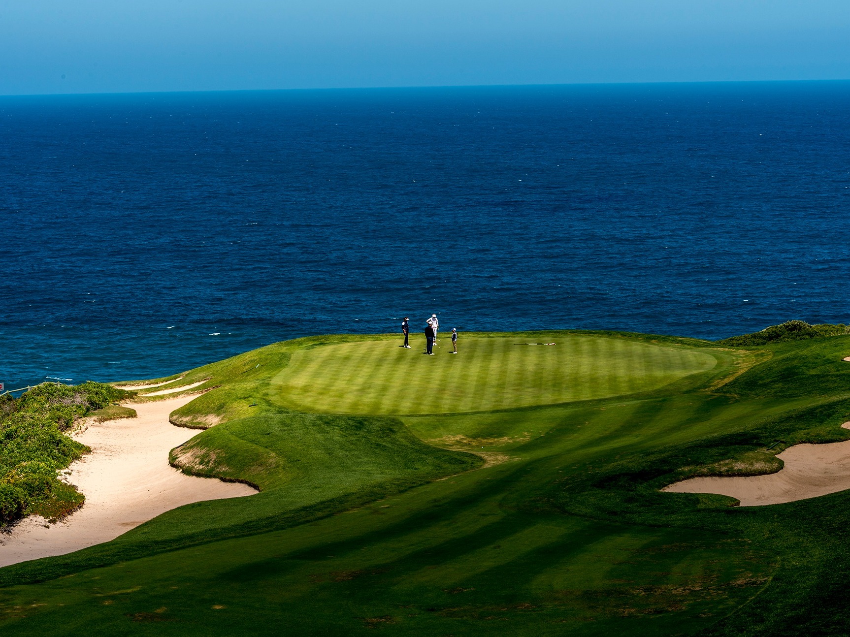 The Forged Club – Travel